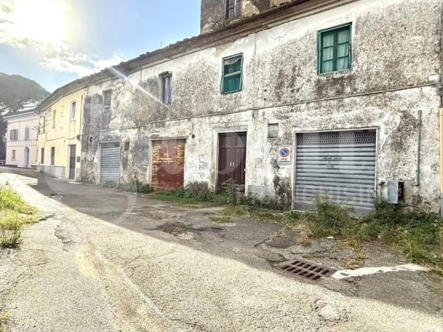 Casa indipendente in vendita a Pontedera PI