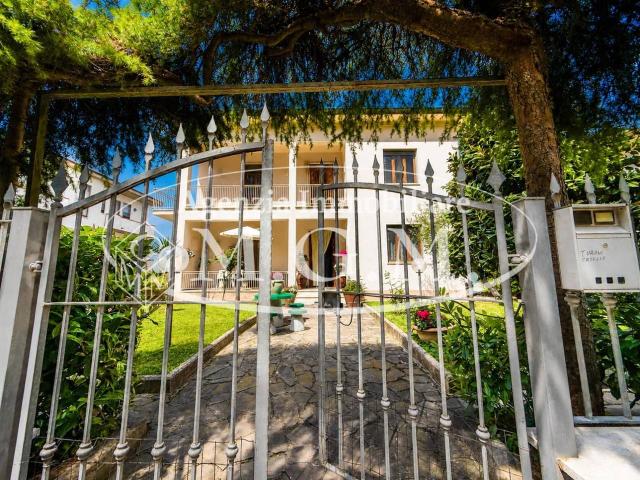 Casa indipendente in vendita a Pontedera