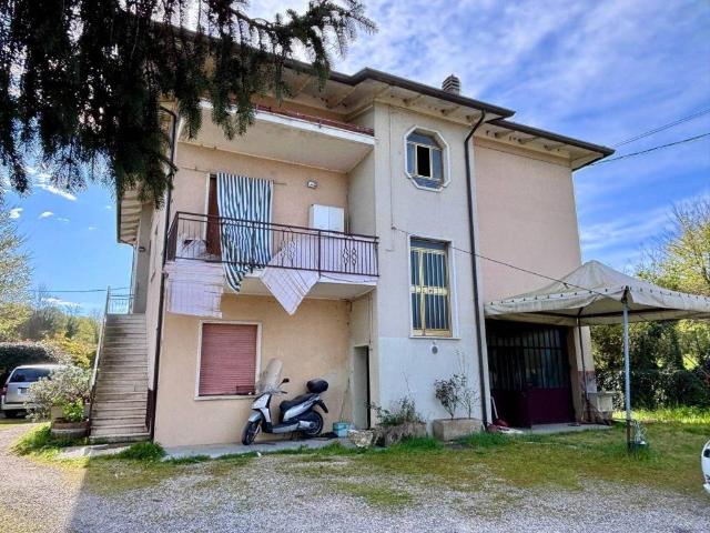 Casa indipendente in vendita a Ponti sul Mincio MN