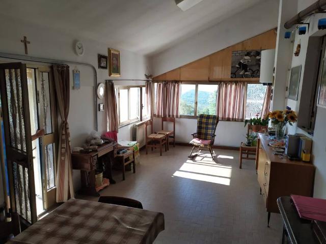 Casa indipendente in vendita a Pontremoli MS