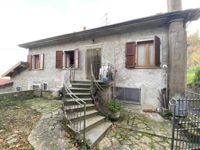Casa indipendente in vendita a Pontremoli MS