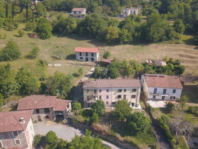 Casa indipendente in vendita a Ponzone AL