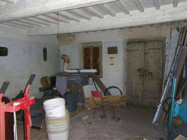 Casa indipendente in vendita a Porcari LU