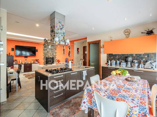 Casa indipendente in vendita a Porlezza CO