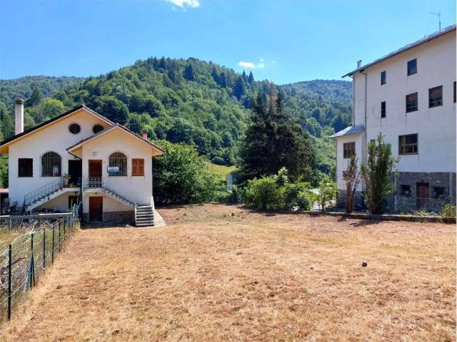 Casa indipendente in vendita a Pornassio IM