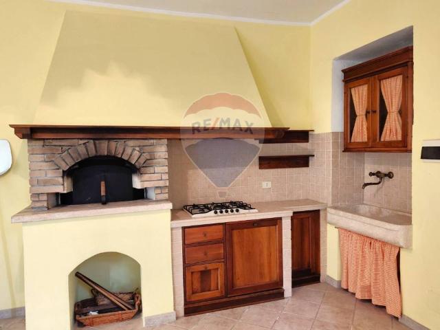 Casa indipendente in vendita a Pornassio IM