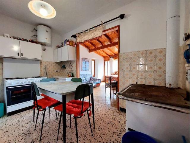 Casa indipendente in vendita a Pornassio IM
