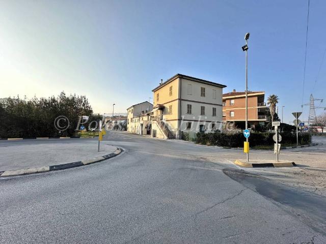 Casa indipendente in vendita a Porto San Giorgio FM