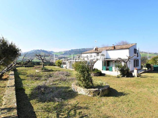 Casa indipendente in vendita a Porto San Giorgio FM