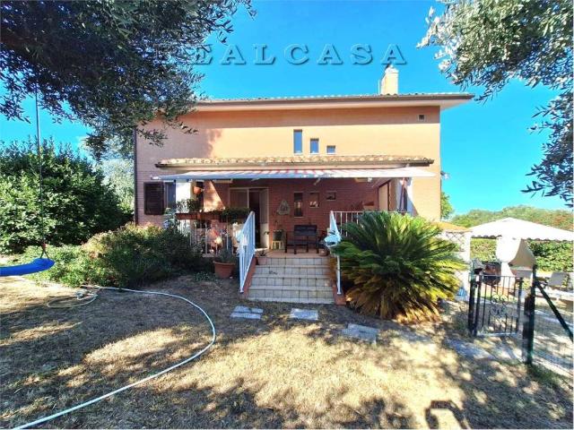 Casa indipendente in vendita a Porto Recanati MC