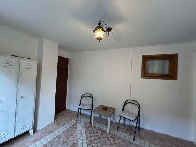 Casa indipendente in vendita a Porto Valtravaglia VA