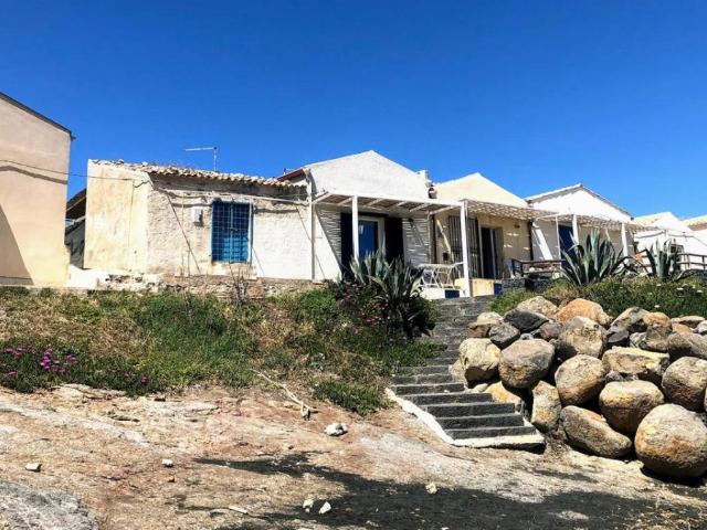 Casa indipendente in vendita a Portopalo di Capo Passero SR