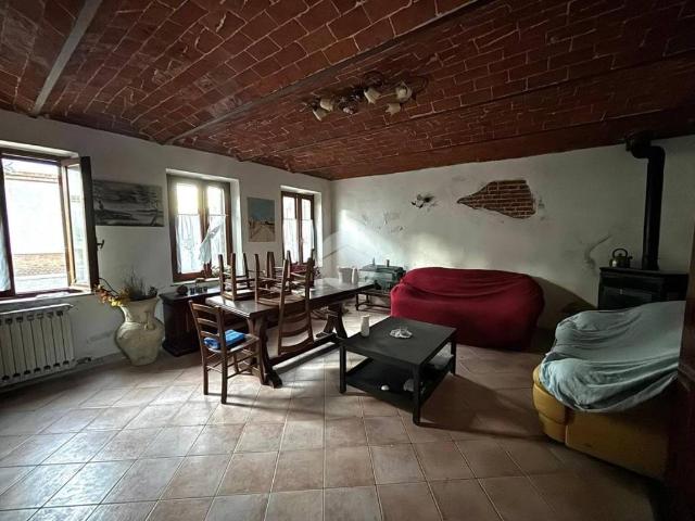 Casa indipendente in vendita a Portacomaro AT