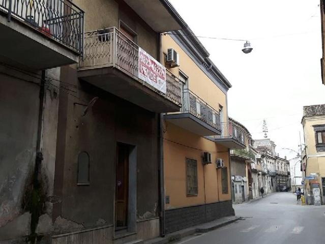 Casa indipendente da ristrutturare a Portico di Caserta