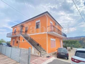 Casa indipendente in vendita a Patti ME