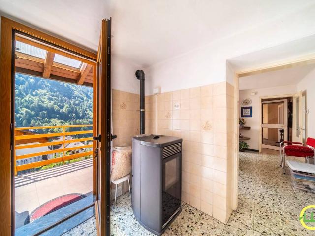 Casa indipendente in vendita a Paularo UD
