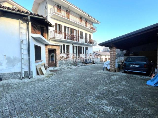 Casa indipendente in vendita a Pavone Canavese TO
