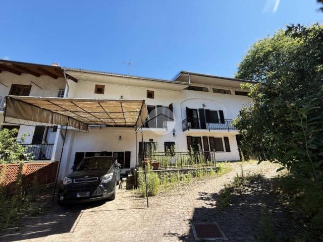 Casa indipendente in vendita a Pavone Canavese TO