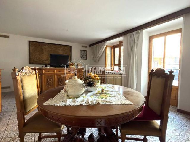 Casa indipendente in vendita a Pavone Canavese TO