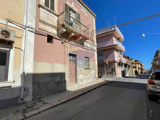 Casa indipendente in vendita a Pachino SR