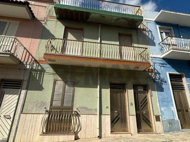 Casa indipendente in vendita a Pachino SR