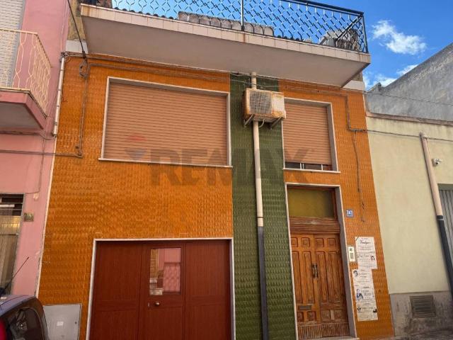 Casa indipendente in vendita a Pachino SR