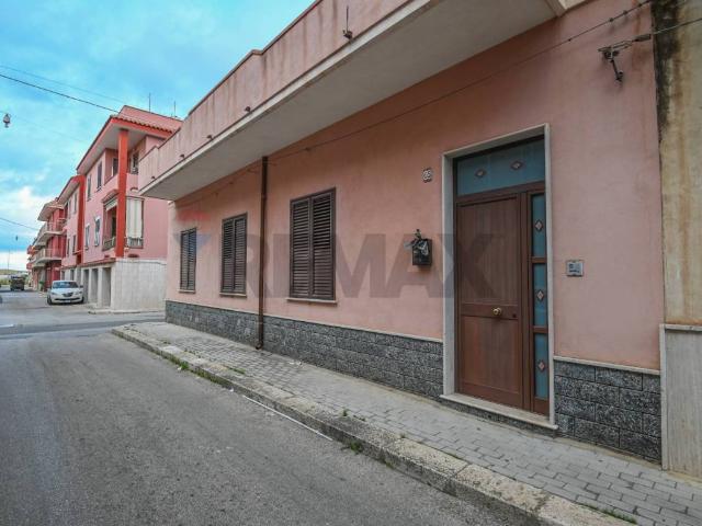 Casa indipendente in vendita a Pachino SR