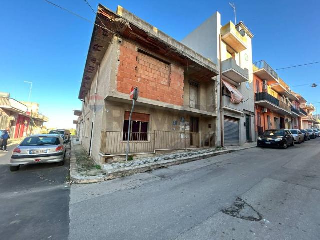 Casa indipendente in vendita a Pachino SR