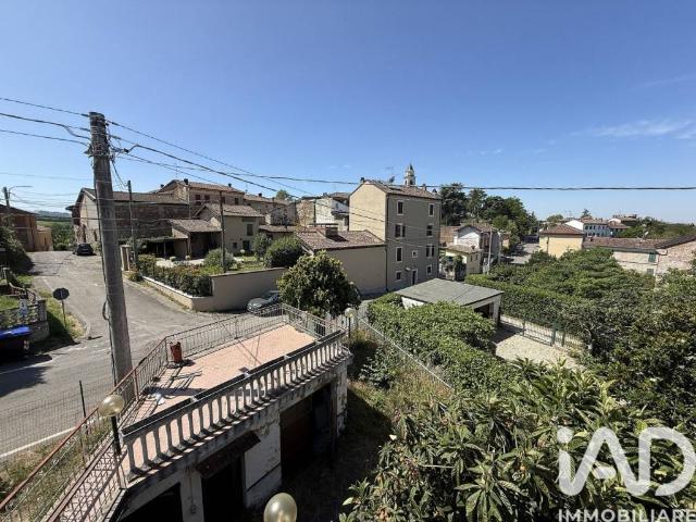 Casa indipendente in vendita a Paderna AL