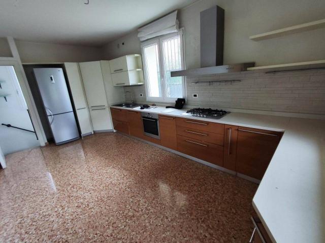 Casa indipendente in vendita a Padova