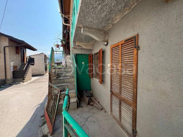 Casa indipendente in vendita a Paesana via Bonetti