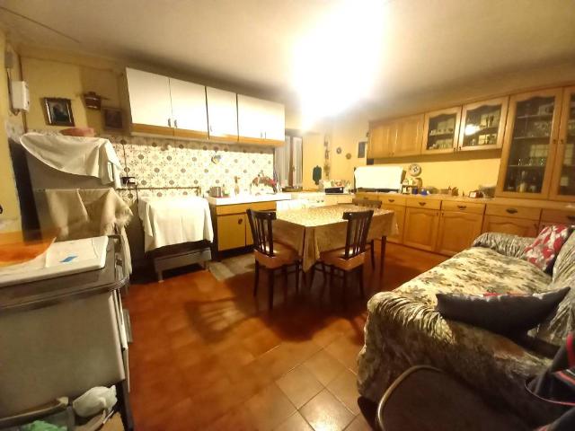 Casa indipendente in vendita a Palanzano PR