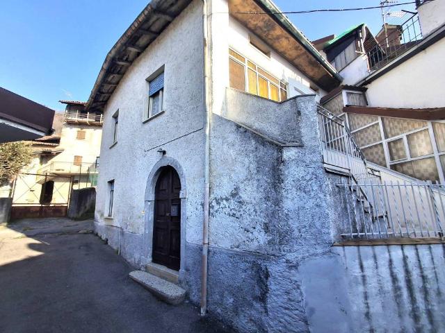 Casa indipendente in vendita a Palazzago BG