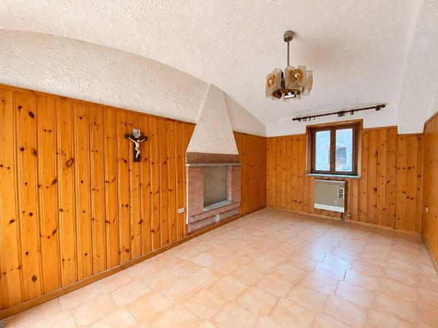 Casa indipendente in vendita a Palazzo Canavese TO