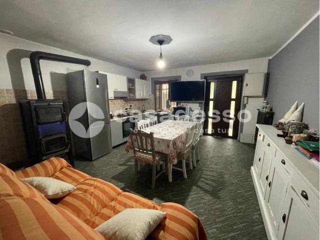 Casa indipendente in vendita a Palazzolo Vercellese VC