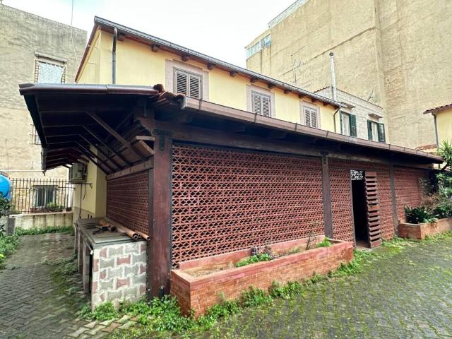 Casa indipendente in vendita a Palermo PA