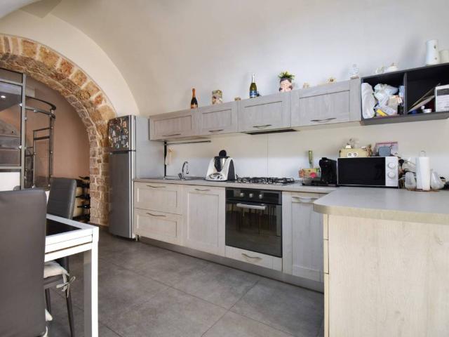 Casa indipendente in vendita a Palo del Colle BA