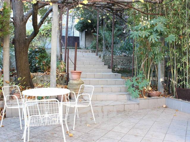 Casa indipendente in vendita a Palombara Sabina RM