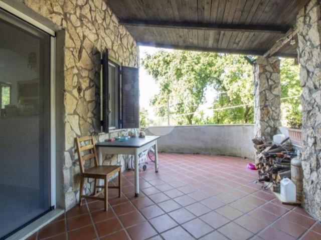 Casa indipendente in vendita a Palombara Sabina RM