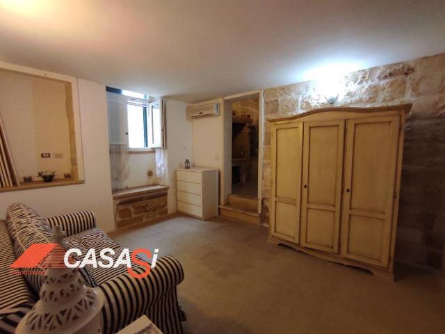 Casa indipendente in vendita a Palmariggi LE