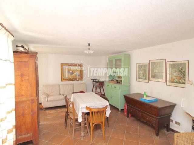 Casa indipendente in vendita a Pamparato CN