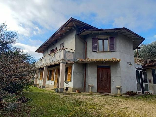Casa indipendente in vendita a Panicale PG