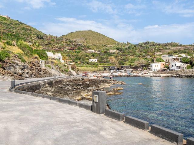 Casa Indipendente in vendita a Pantelleria, Gadir