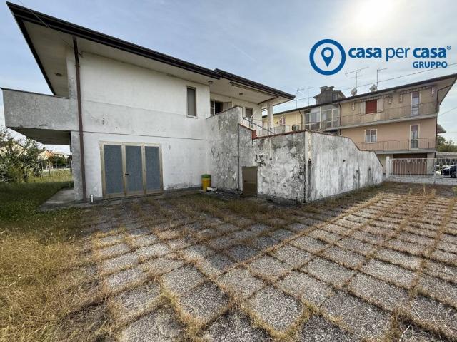 Casa indipendente in vendita a Papozze RO
