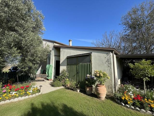 Casa indipendente in vendita a Papozze RO