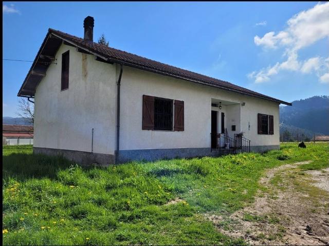 Casa indipendente in vendita a Pareto AL