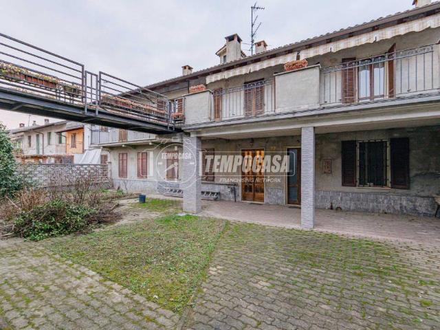 Casa indipendente in vendita a Parona PV
