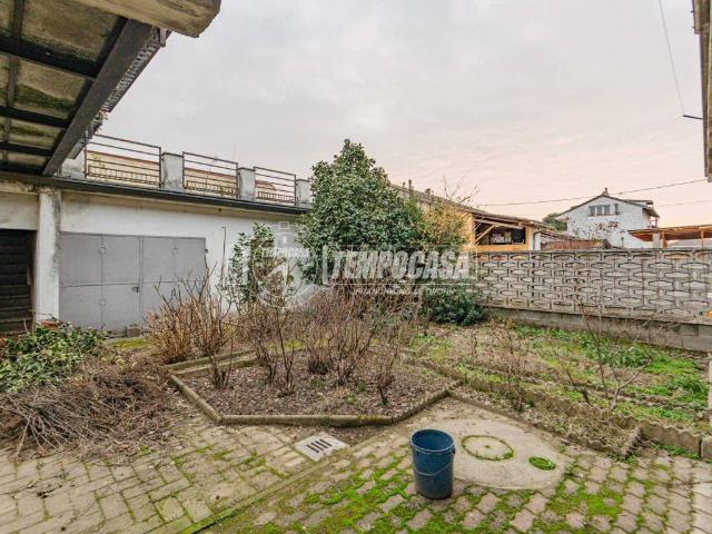 Casa indipendente in vendita a Parona PV