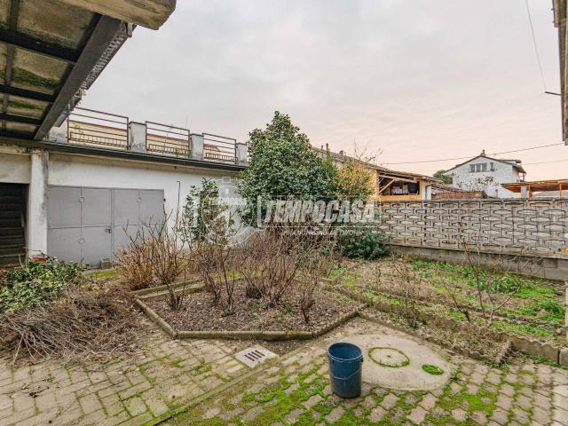 Casa indipendente in vendita a Parona