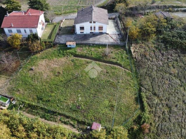 Casa indipendente in vendita a Parodi Ligure AL